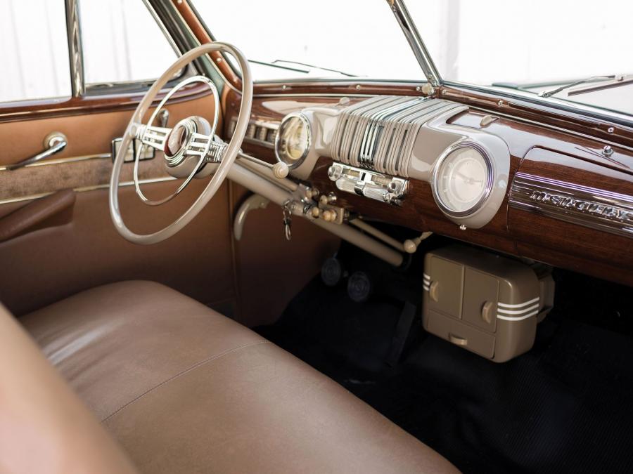  Mercury Sportsman Convertible 1946 года  (фото 14 из 18)